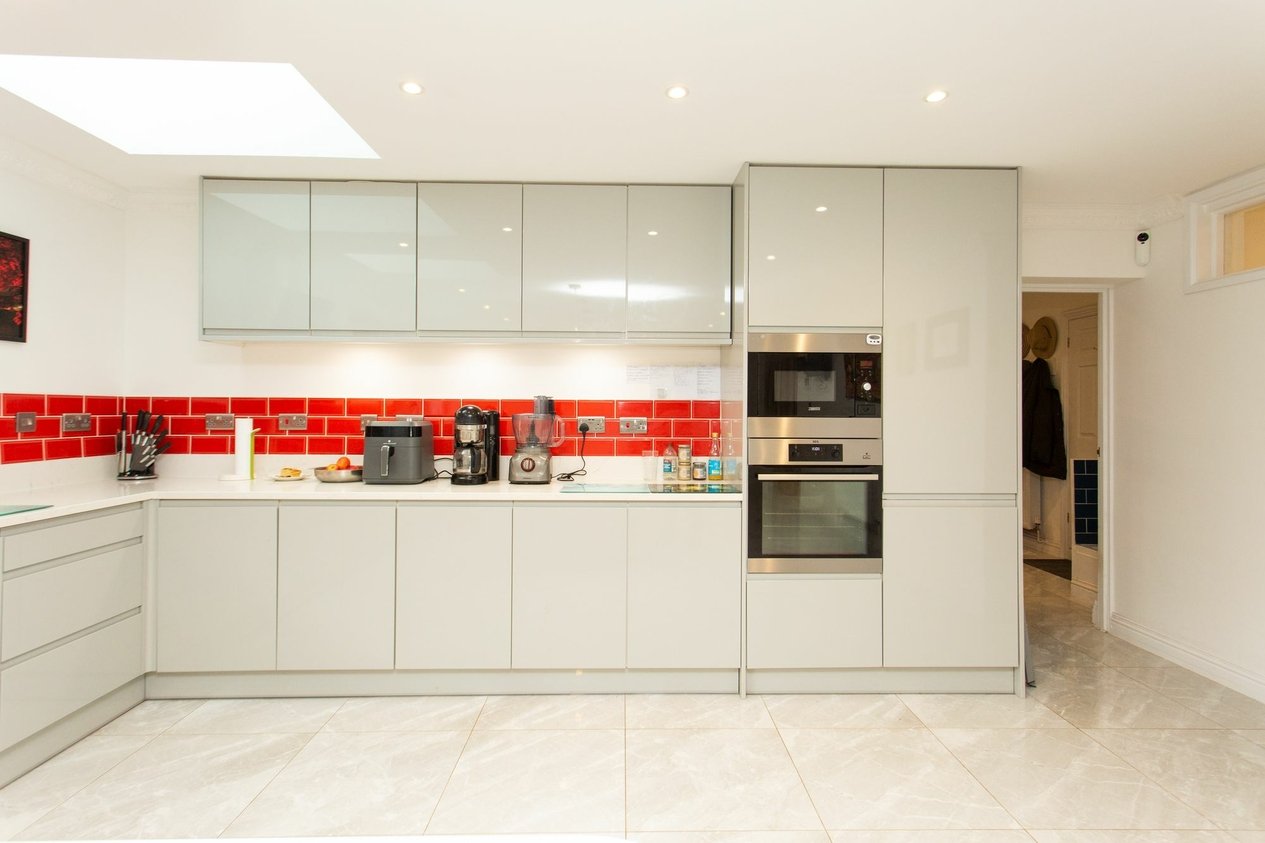 Properties For Sale in Fitzroy Avenue  Broadstairs