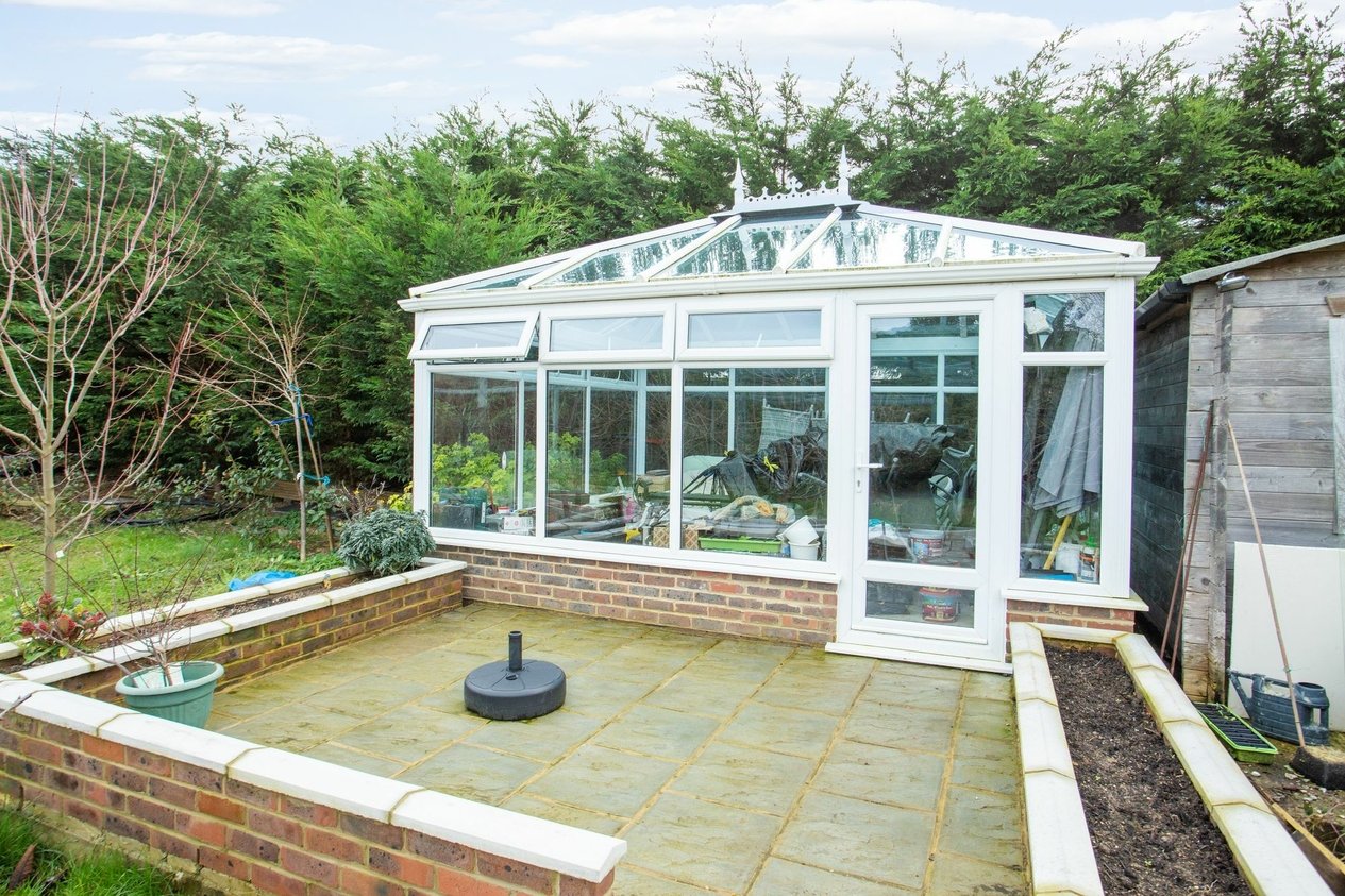 Properties For Sale in Fitzroy Avenue  Broadstairs