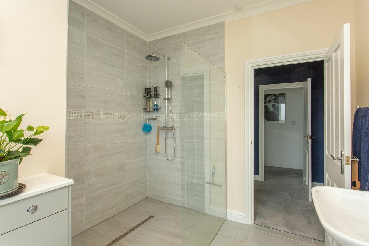 Properties For Sale in Fitzroy Avenue  Broadstairs