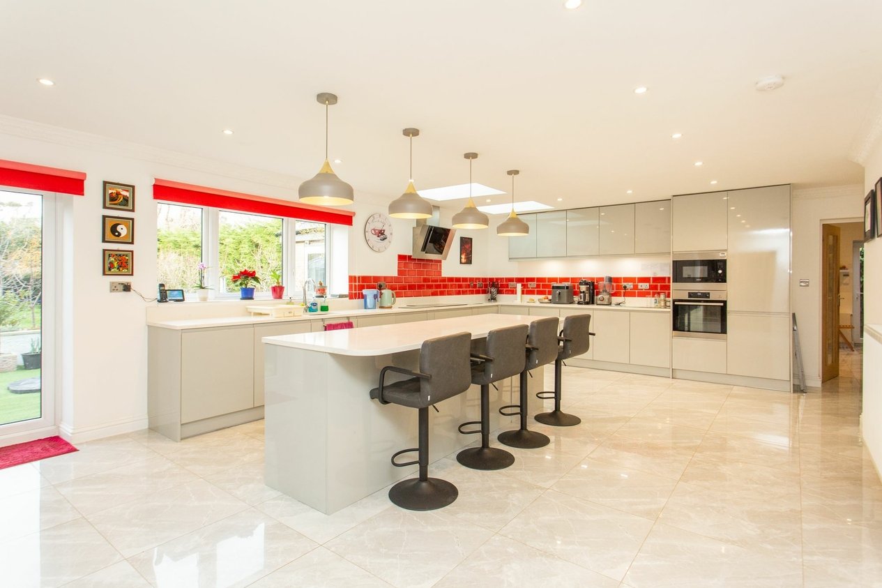 Properties For Sale in Fitzroy Avenue  Broadstairs