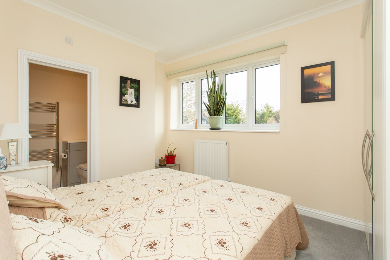 Properties For Sale in Fitzroy Avenue Broadstairs