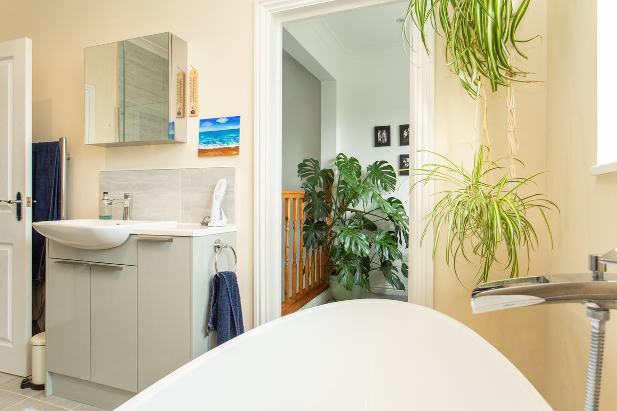 Properties For Sale in Fitzroy Avenue Broadstairs