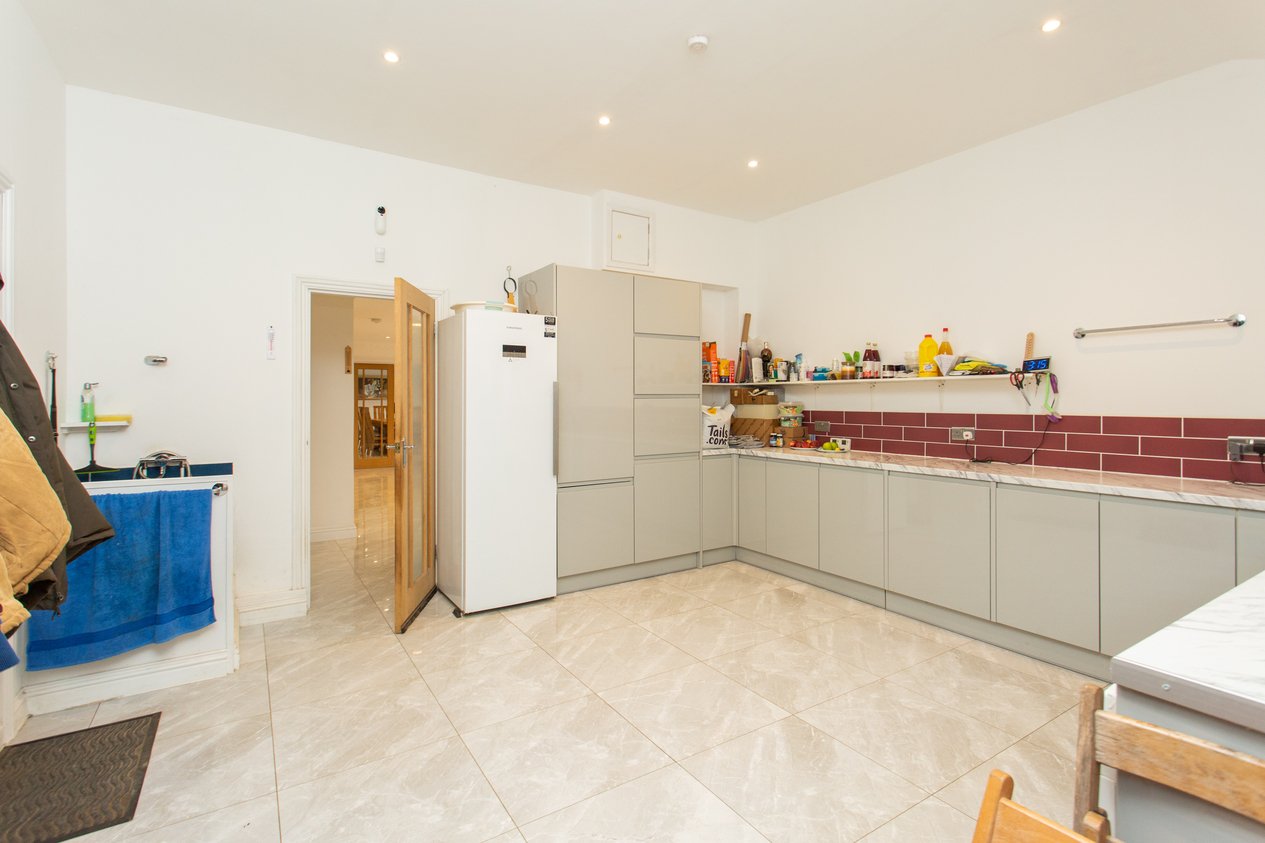 Properties For Sale in Fitzroy Avenue Broadstairs
