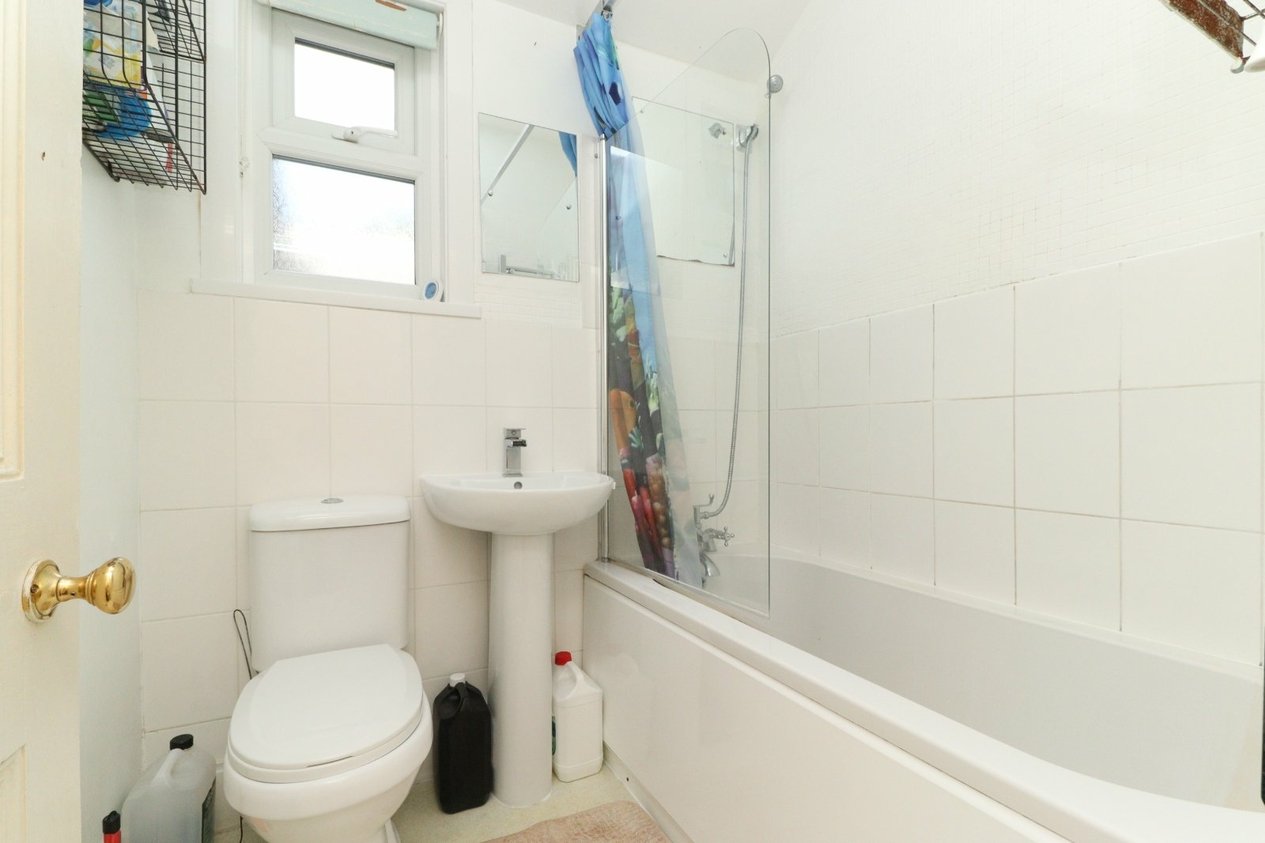 Properties For Sale in Fitzroy Avenue Margate