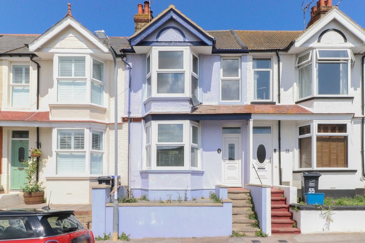 Properties For Sale in Fitzroy Avenue Margate