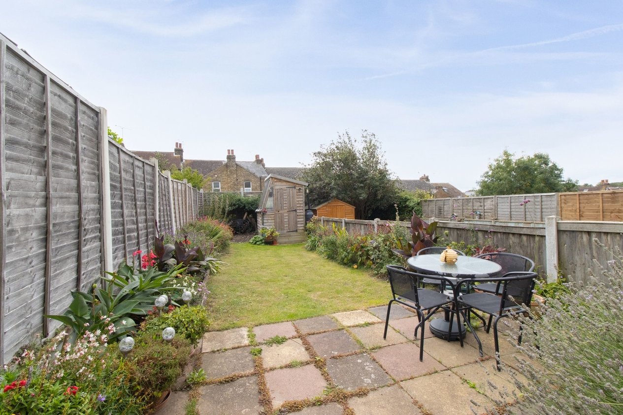 Properties Sold Subject To Contract in Fitzroy Avenue  Margate