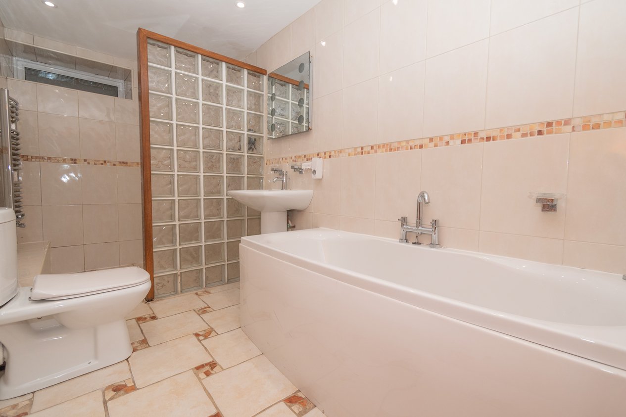 Properties For Sale in Fitzroy Avenue Ramsgate