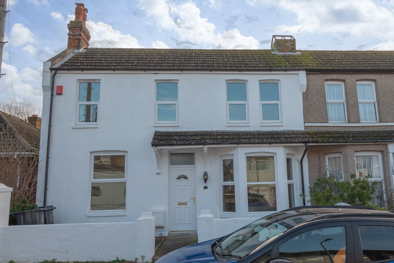 Properties For Sale in Fitzroy Avenue Ramsgate