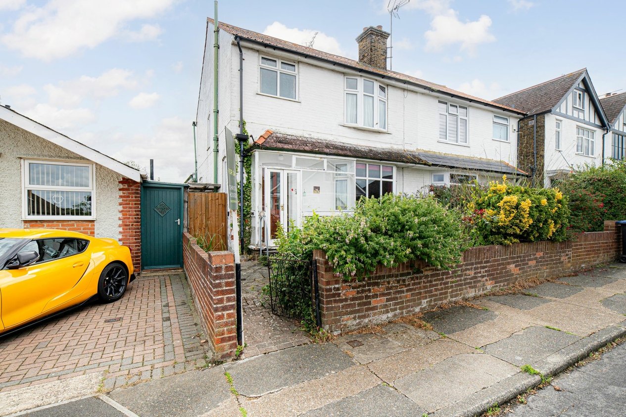 Properties Sold Subject To Contract in Fitzroy Road  Whitstable