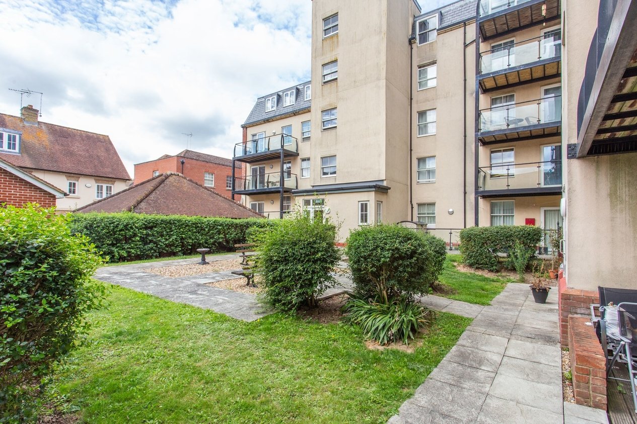 Properties For Sale in Flagstaff Court  Canterbury