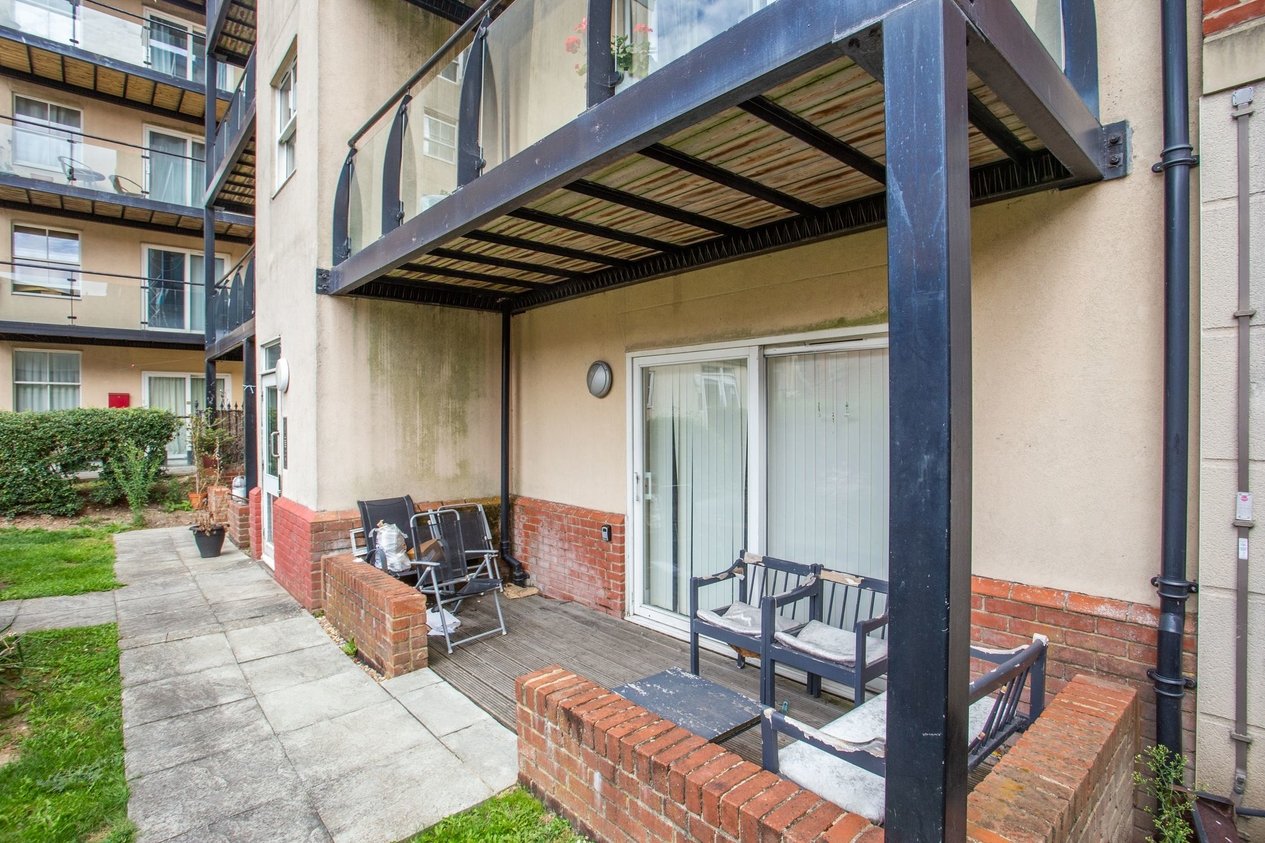 Properties For Sale in Flagstaff Court  Canterbury