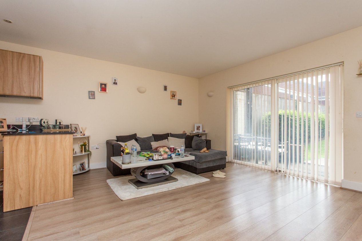 Properties For Sale in Flagstaff Court  Canterbury