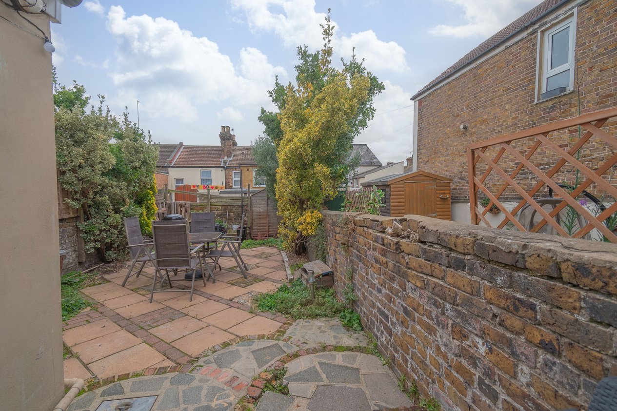 Properties Under Offer in Flora Road Ramsgate