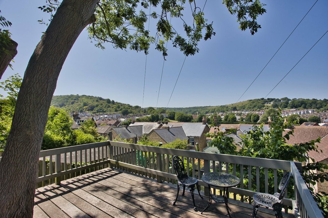 Properties For Sale in Folkestone Road Dover