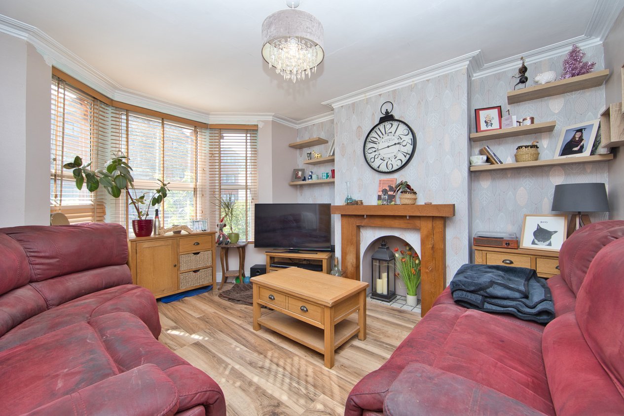 Properties Under Offer in Folkestone Road Dover