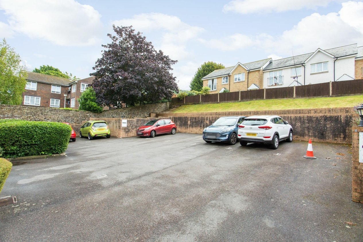 Properties Sold Subject To Contract in Folkestone Road  Dover