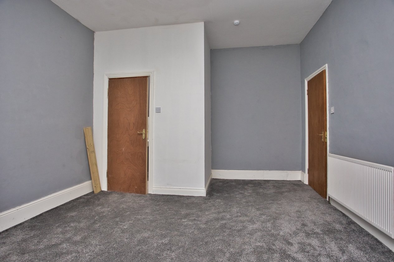 Properties For Sale in Folkestone Road Dover