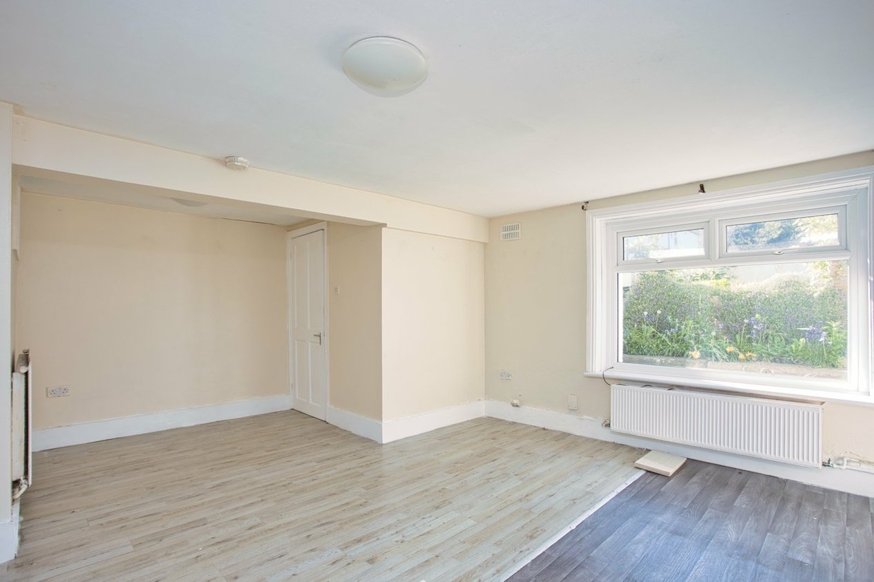 Properties For Sale in Folkestone Road Dover
