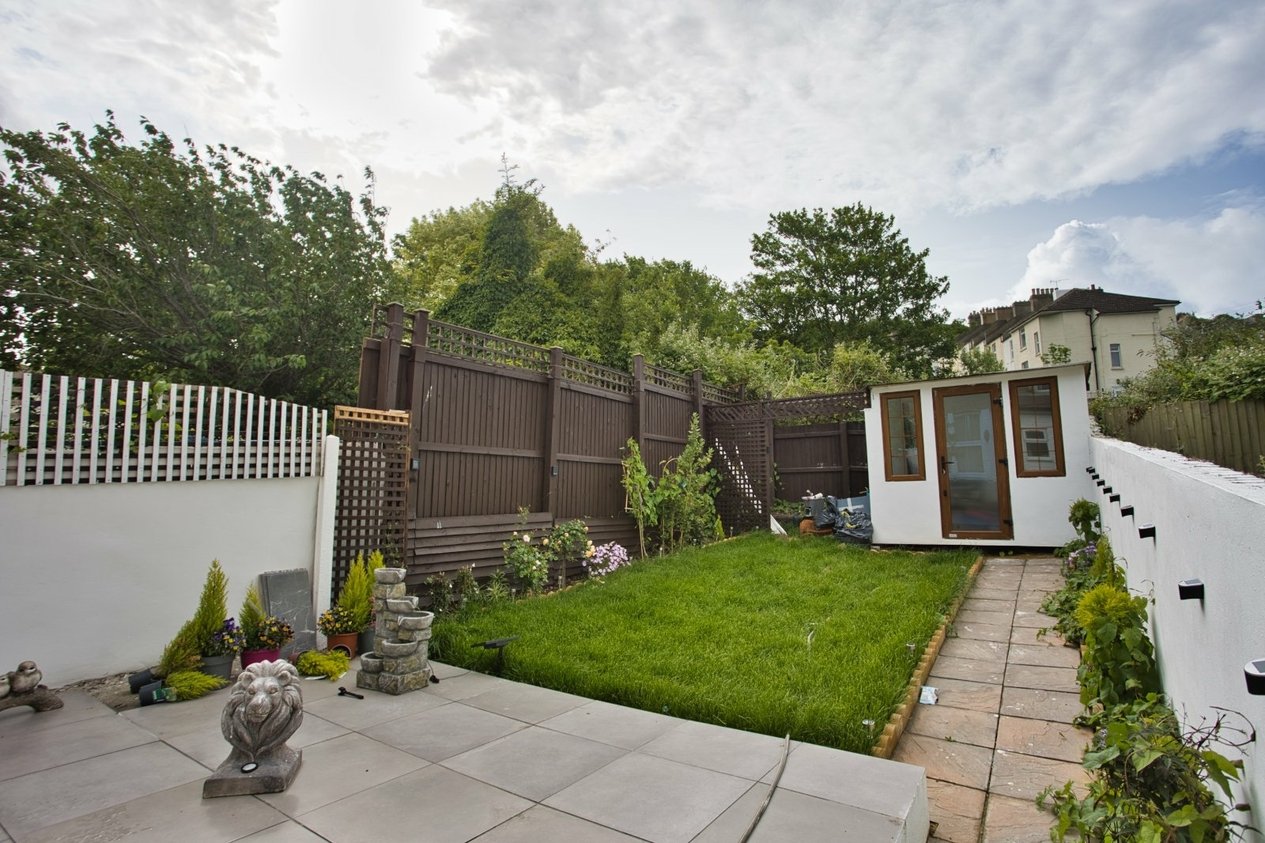 Properties For Sale in Folkestone Road Dover