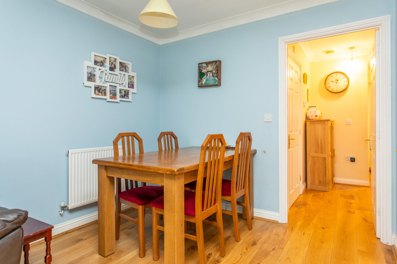Properties For Sale in Forest Avenue Ashford