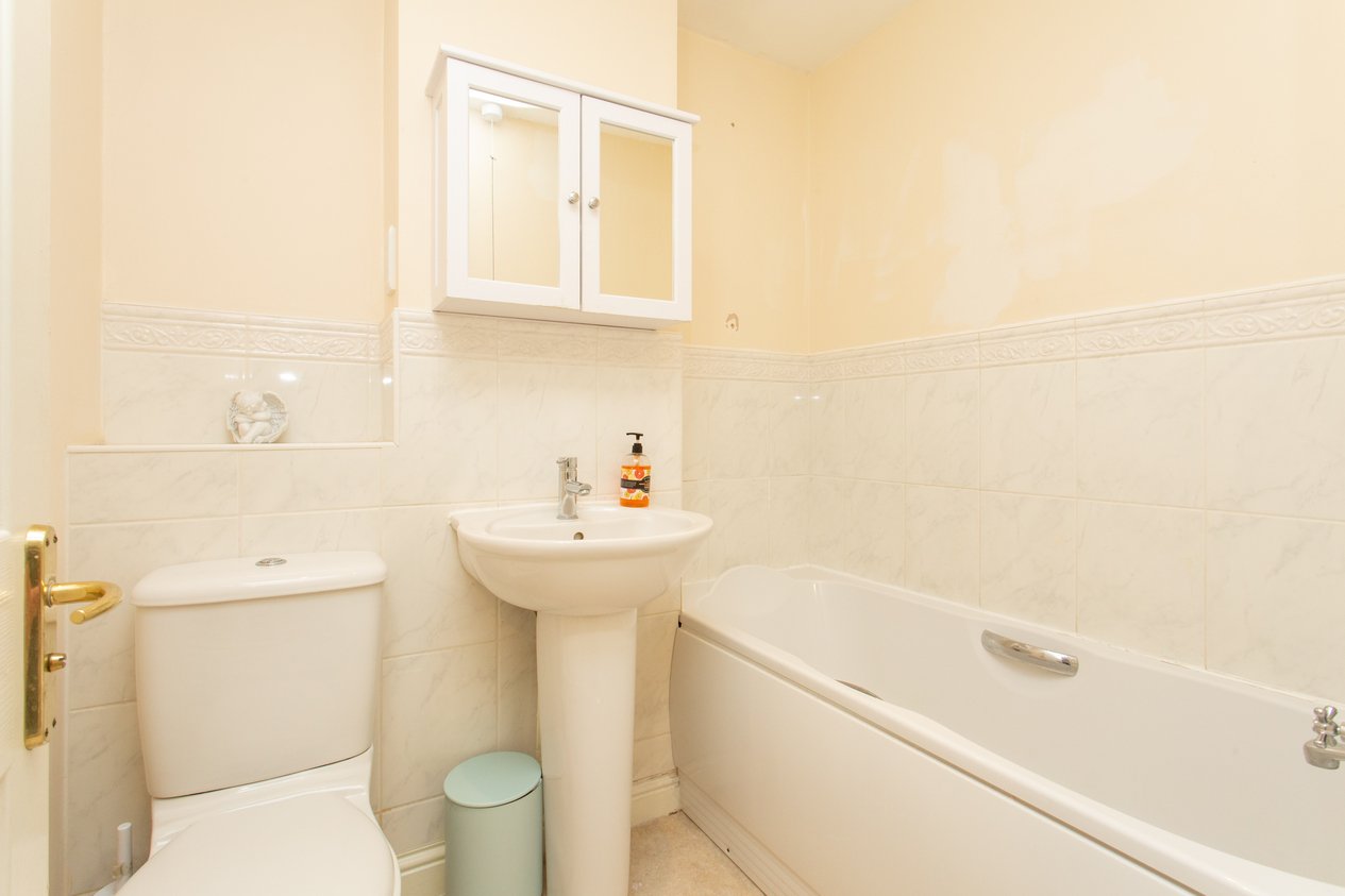 Properties For Sale in Forest Avenue Ashford