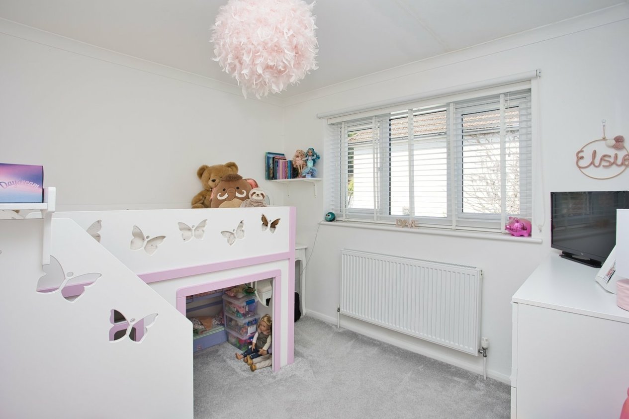 Properties For Sale in Forge Close Dover