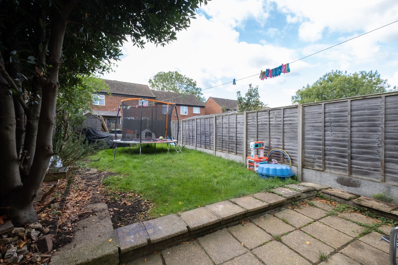 Properties For Sale in Forrester Close Canterbury