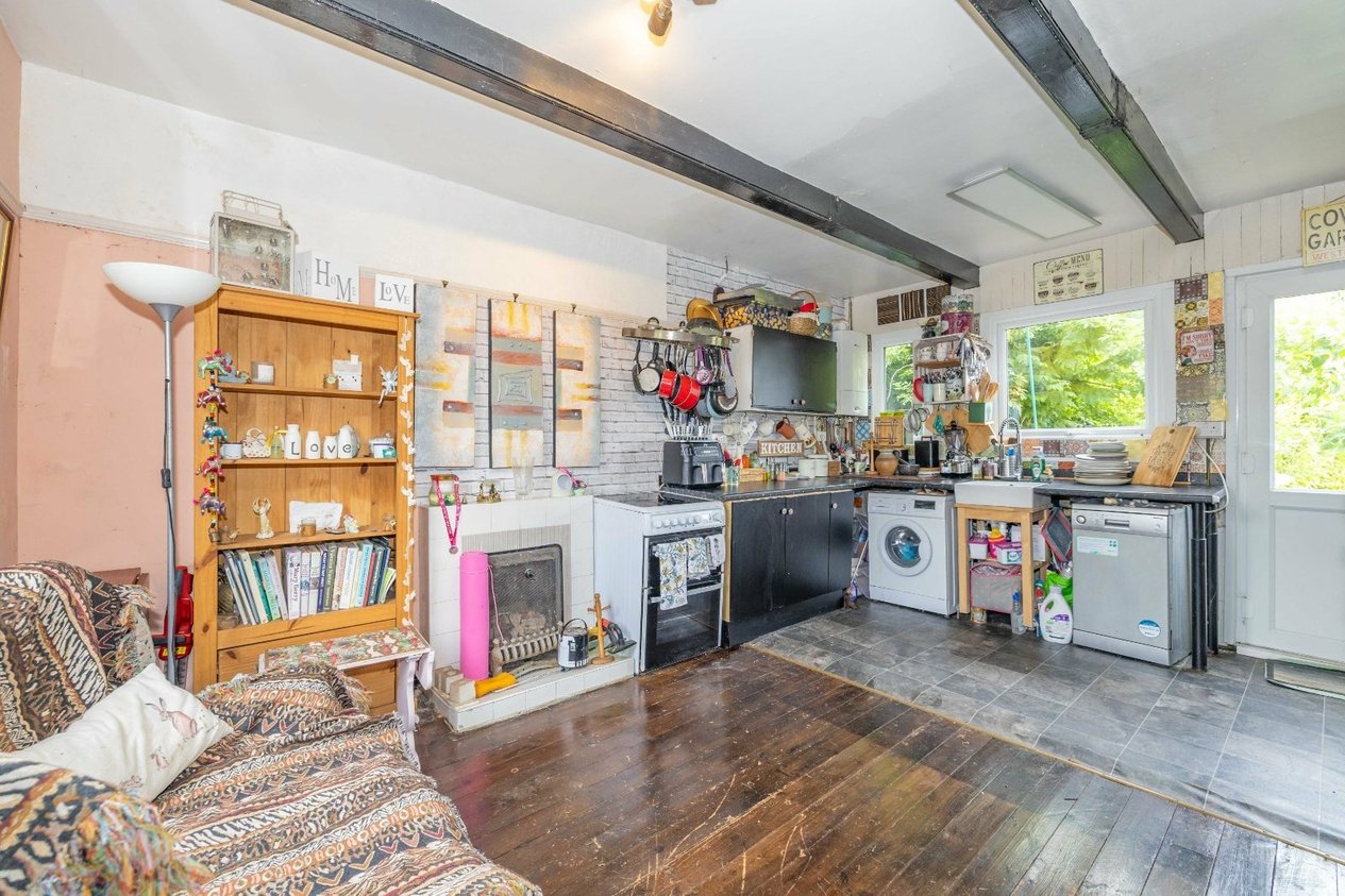 Properties Under Offer in Forstal Road Woolage Village