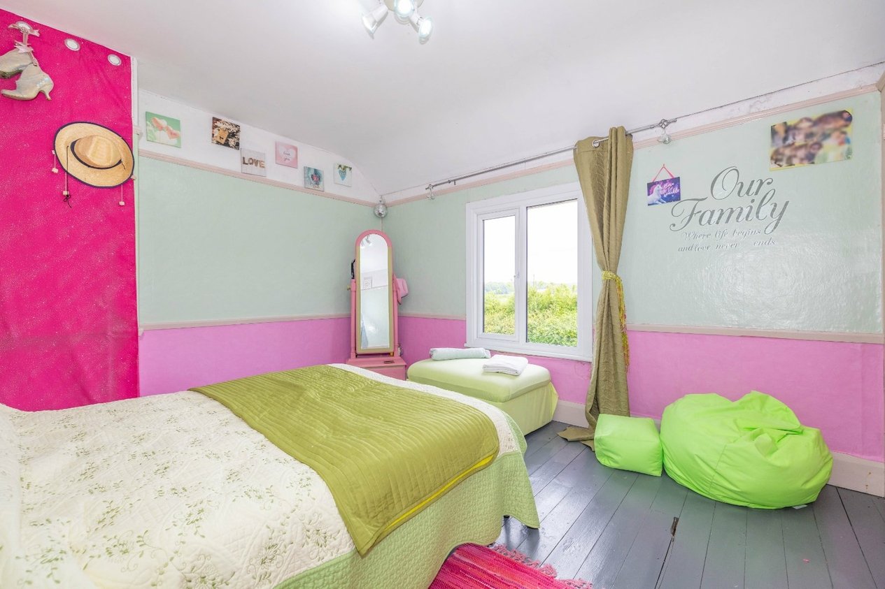 Properties Under Offer in Forstal Road Woolage Village