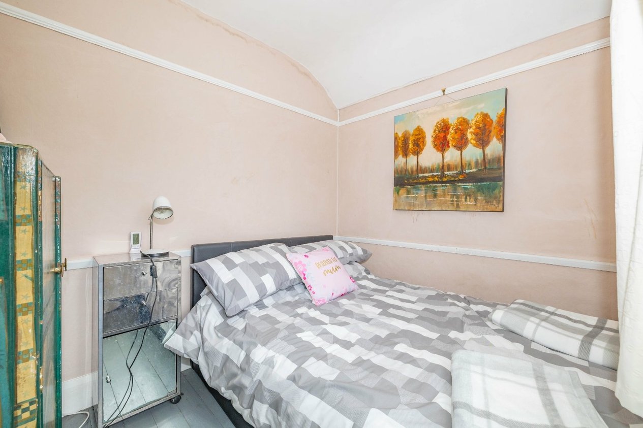 Properties Under Offer in Forstal Road Woolage Village