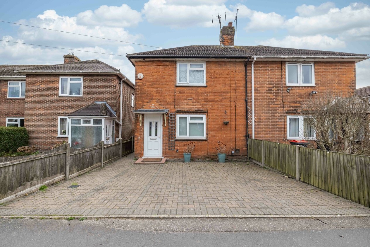 Properties Under Offer in Forty Acres Road Canterbury