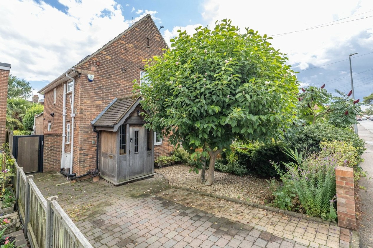 Properties Under Offer in Forty Acres Road Canterbury
