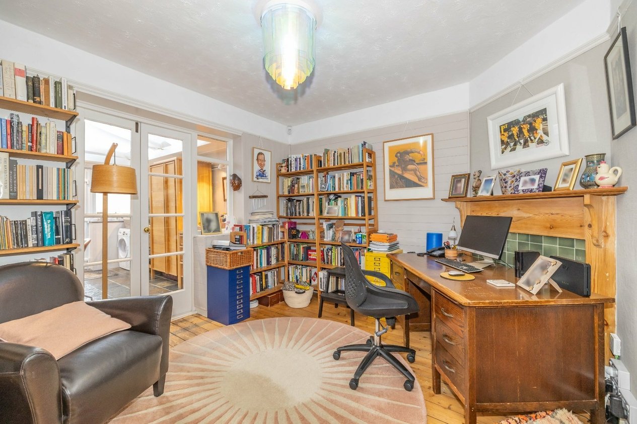 Properties Under Offer in Forty Acres Road Canterbury