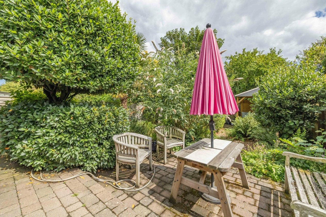 Properties Under Offer in Forty Acres Road Canterbury