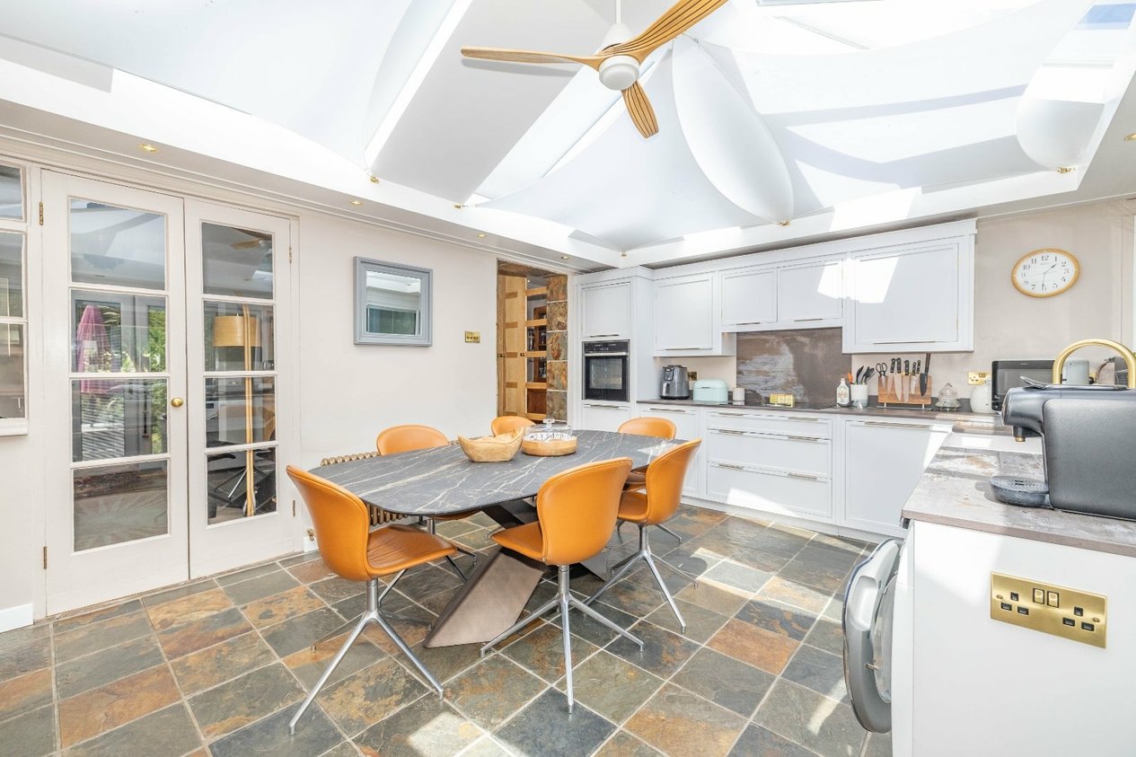 Properties Under Offer in Forty Acres Road Canterbury