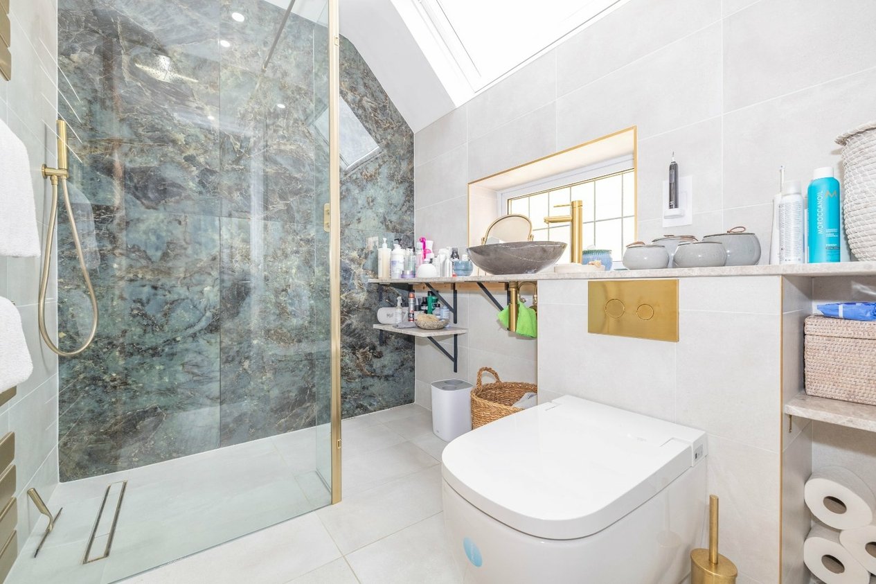 Properties Under Offer in Forty Acres Road Canterbury