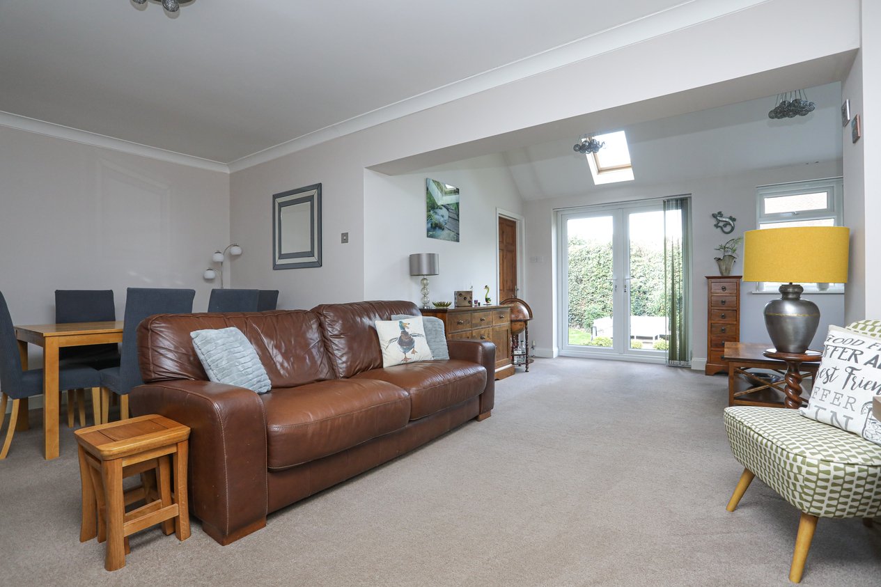 Properties Under Offer in Fox Way Barham