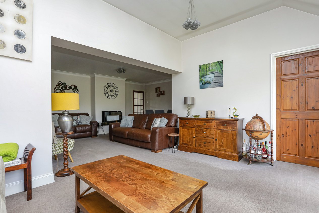 Properties Under Offer in Fox Way Barham