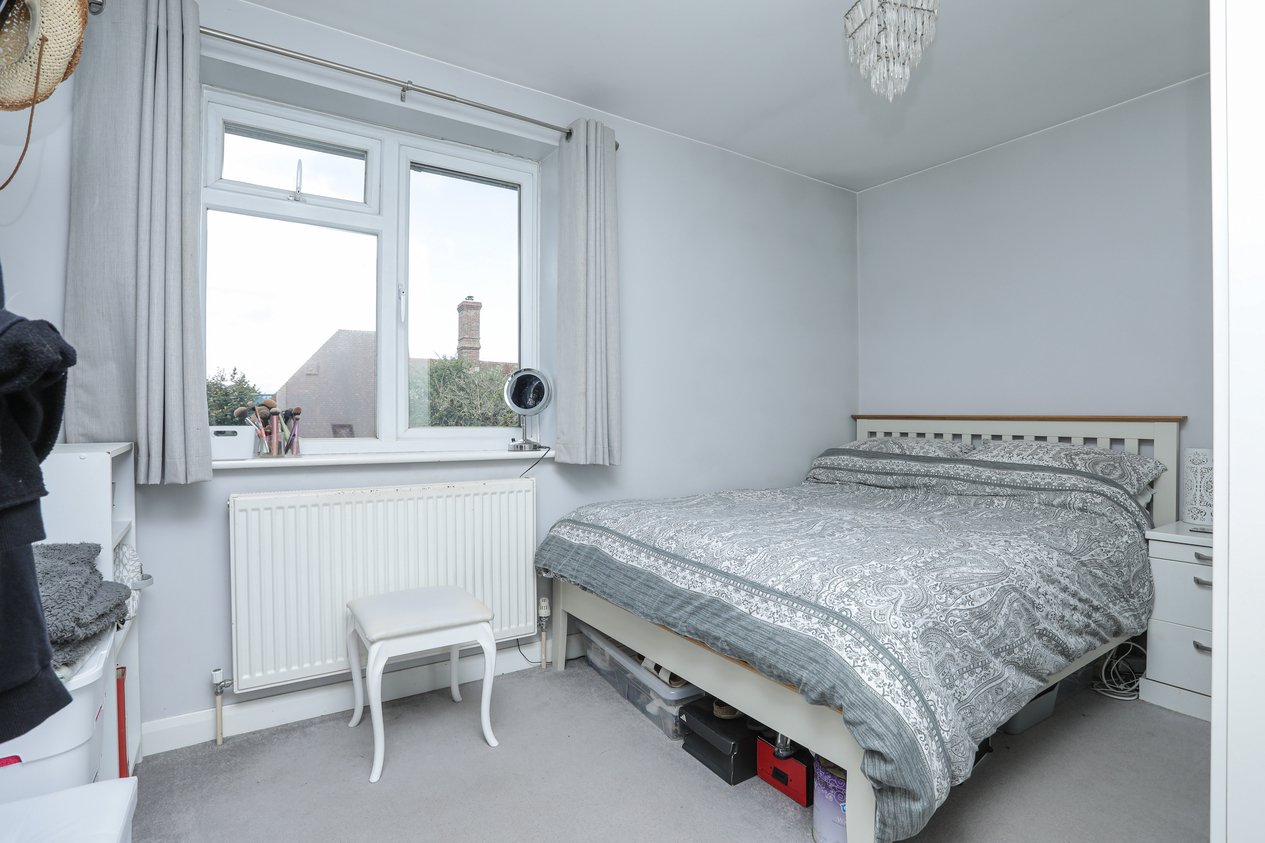 Properties Under Offer in Fox Way Barham