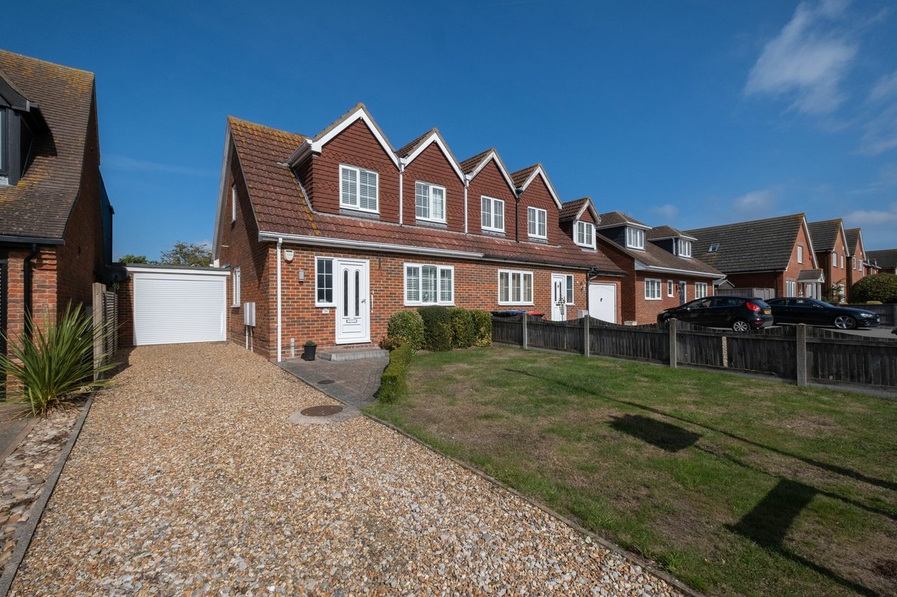 Properties For Sale in Foxdene Road  Seasalter