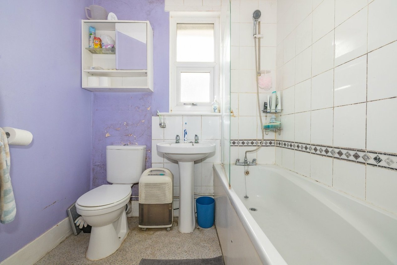 Properties For Sale in Francis Road Ashford