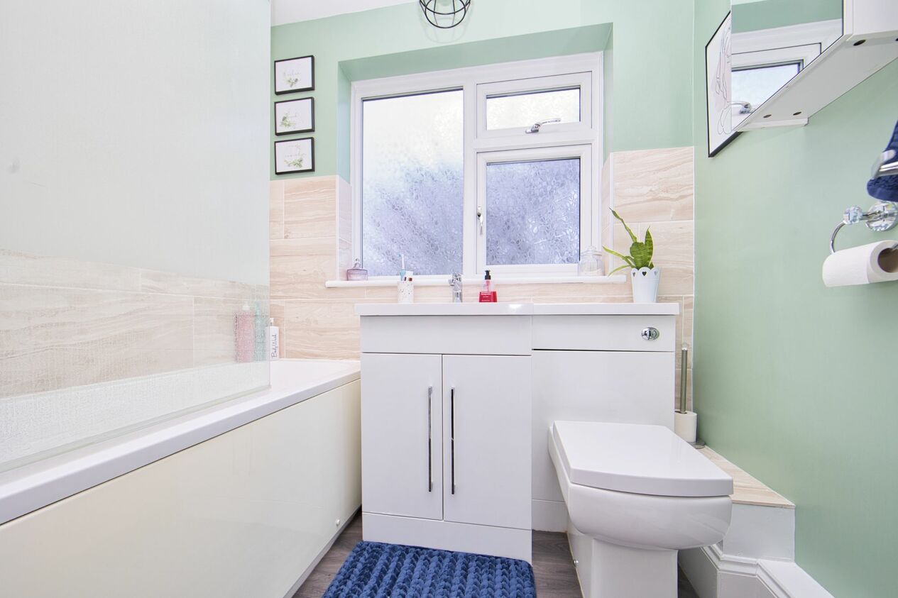 Properties For Sale in Freemens Way  Deal