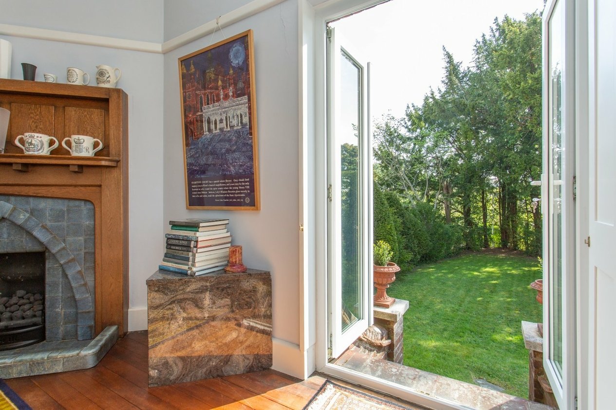 Properties Under Offer in Friars Way Dover