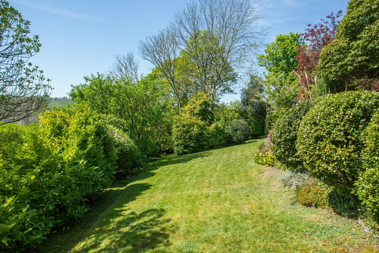 Properties Under Offer in Friars Way Dover