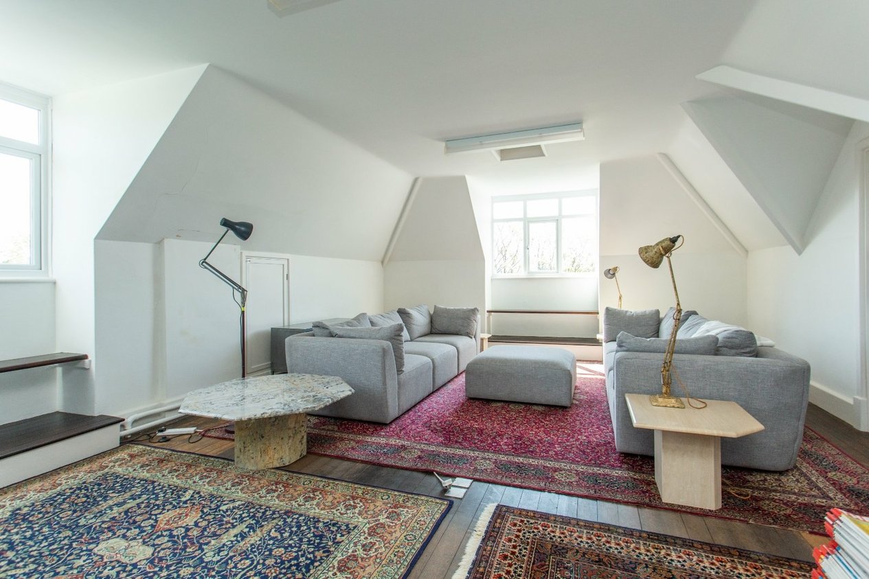 Properties Under Offer in Friars Way Dover