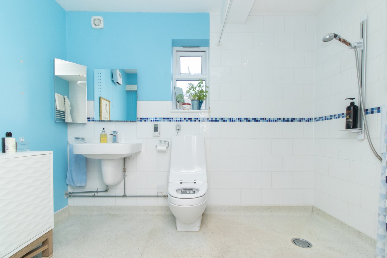 Properties For Sale in Friendly Close Margate