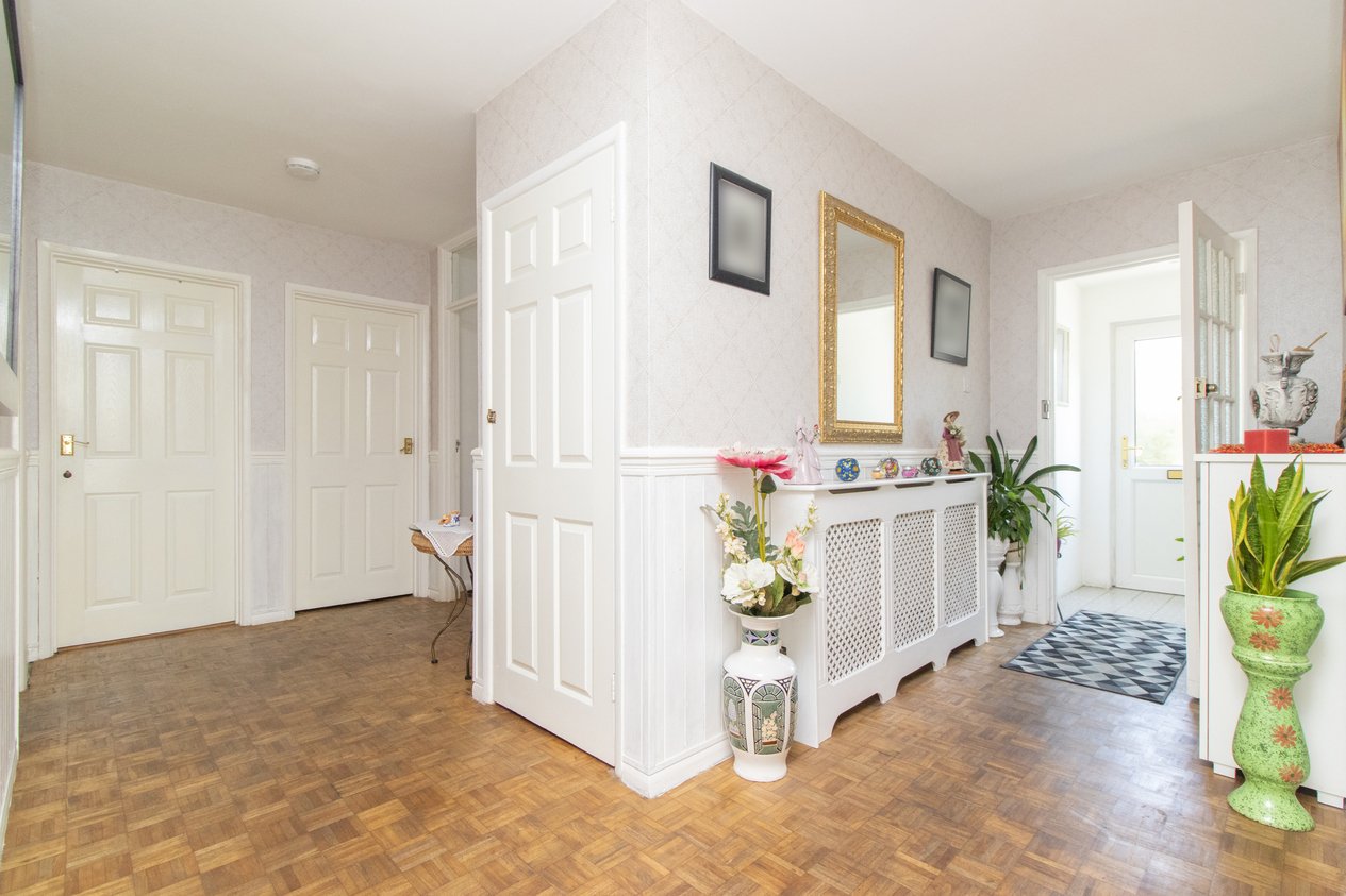 Properties For Sale in Friendly Close Margate