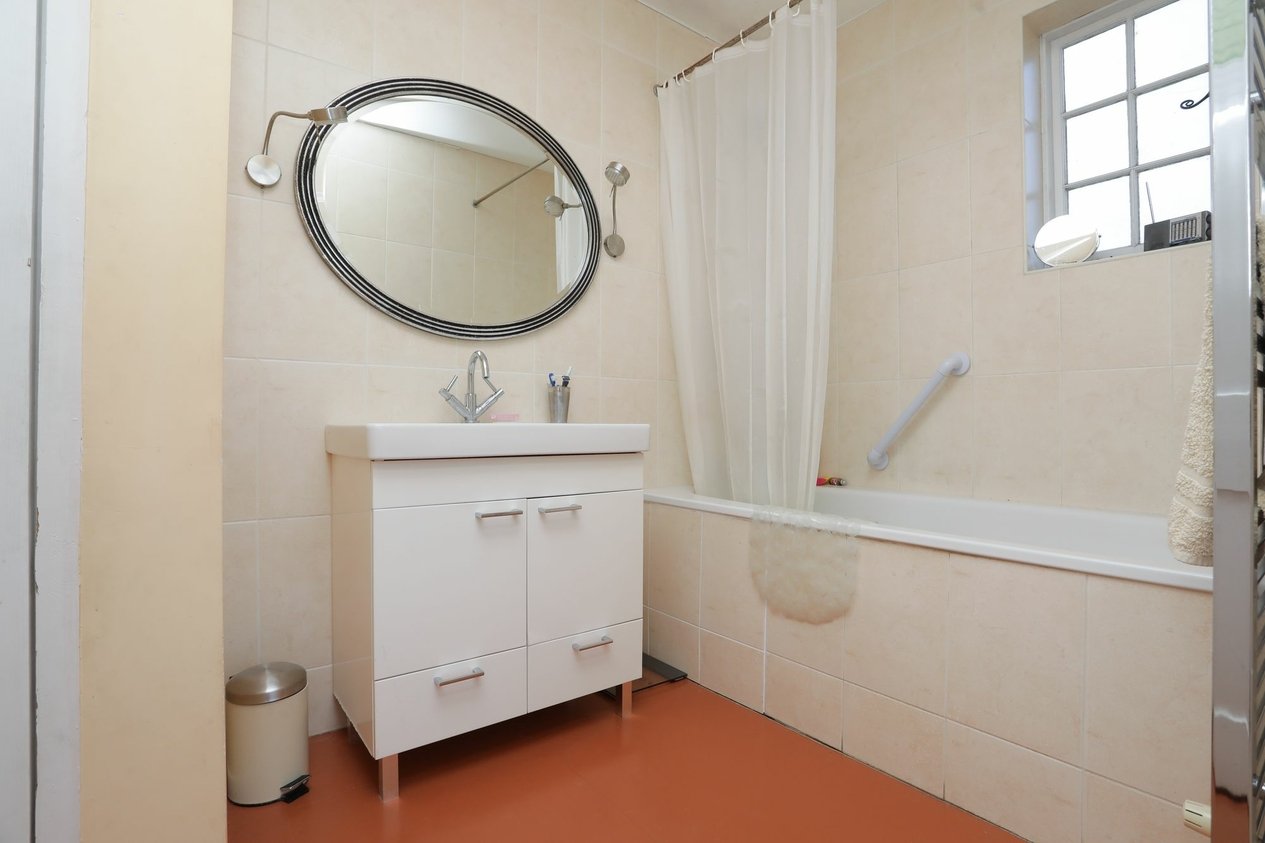 Properties For Sale in Front Brents  Faversham