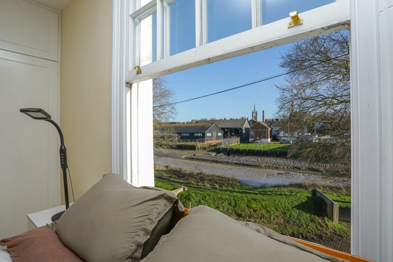 Properties For Sale in Front Brents  Faversham