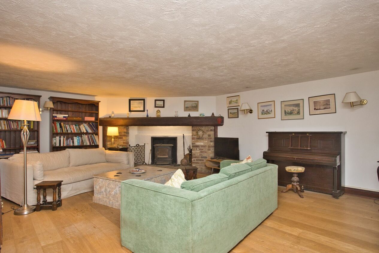Properties For Sale in Front Street  Ringwould